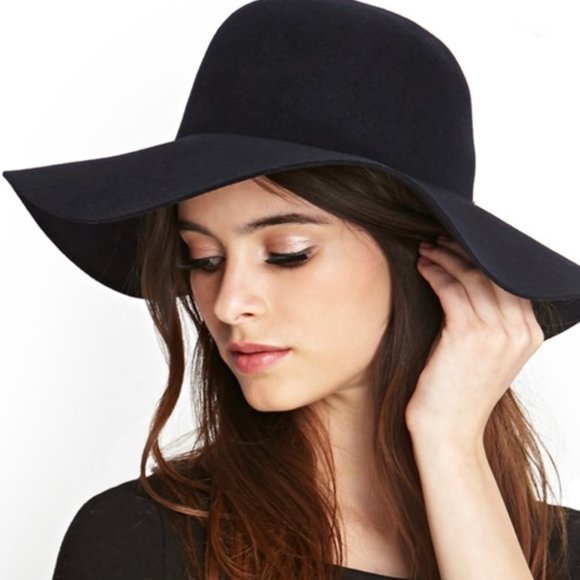 LOFT NWT Wool Floppy Hat